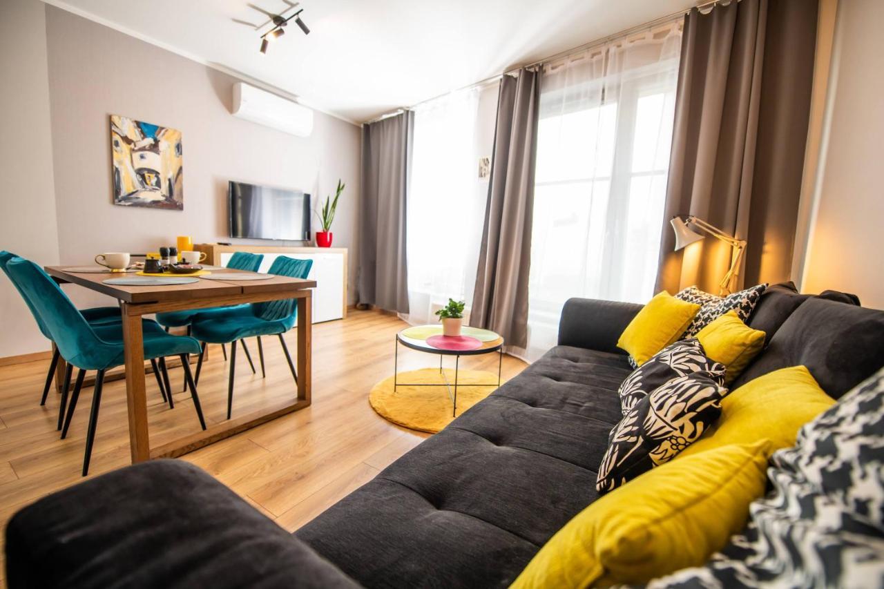 Apartment Miodowa 42 Z Miejscem Parkingowym Krakau
