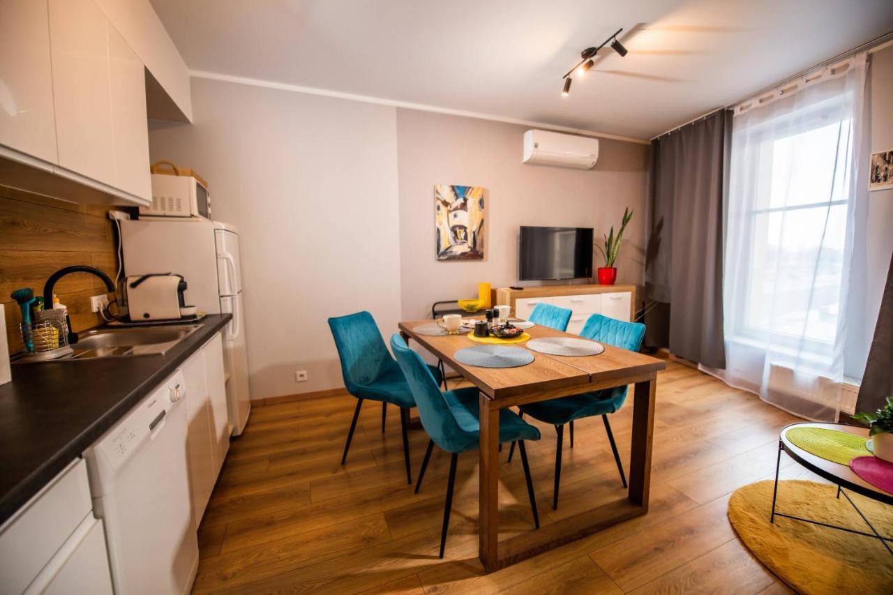 Miodowa 42 Z Miejscem Parkingowym Apartamento