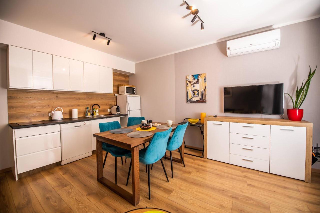Miodowa 42 Z Miejscem Parkingowym Apartamento Cracovia